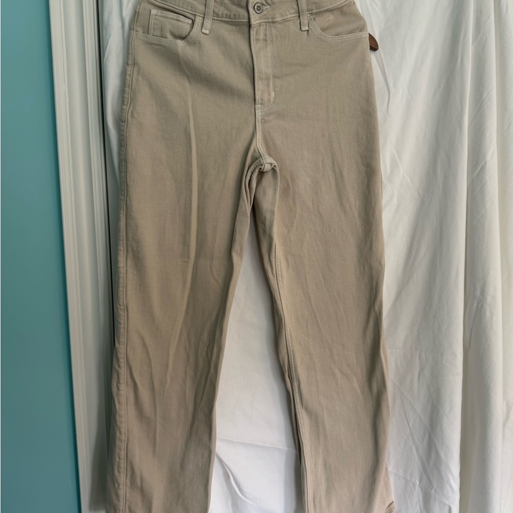 Hollister Beige High-Rise Jeans